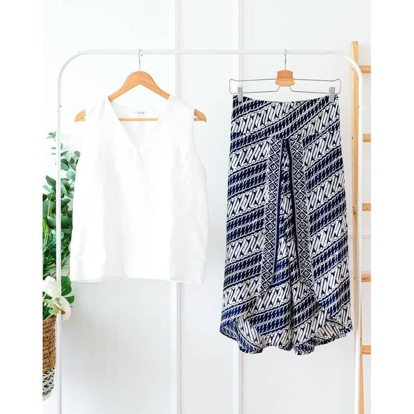 ONE SET BATIK MODERN SATIN TOP KULOT BATIK 7/8 PREMIUM WANITA SLEEVELESS TOP CULLOTE BATIK SERAGAM K