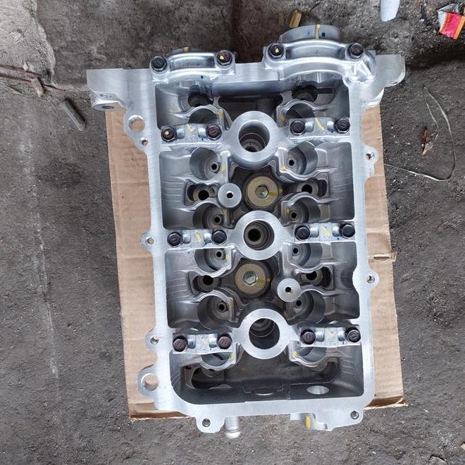 Cylinder Head Deksel Agya 1000Cc 3 Cylinder 11101-Bz111/ 11101-Bz112