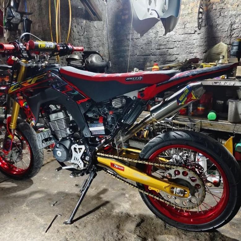 Jok motor trail model GORDON TEBAL TINGGI RATA KLX BF CRF 150L ( tangki & body standart )