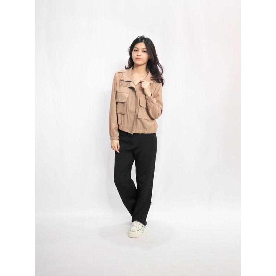 LaHyeri Outer Jaket Parasut Premium Wanita Korean Style dengan Kantong Kancing Karet Panjang Casual 