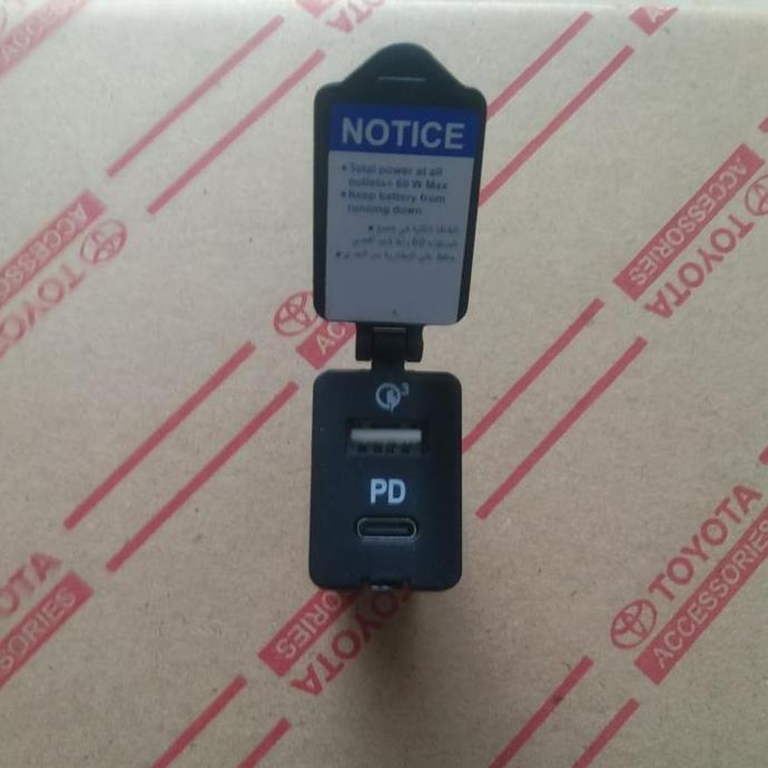 Promo charger USB port asli mobil Toyota Innova reborn Fortuner VRZ Diskon