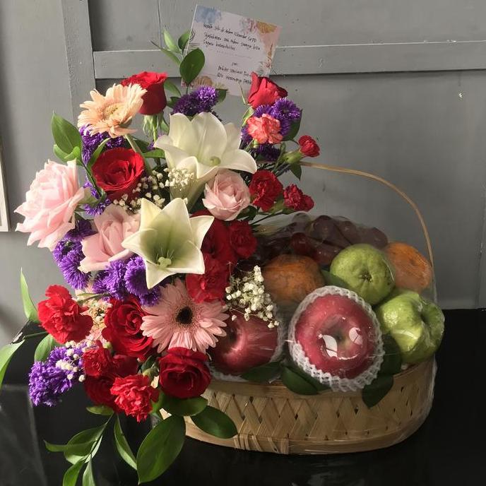 parcel buah murah bandung / hampers/parcel buah dan bunga bandung