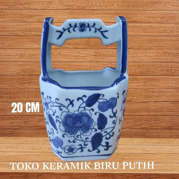 Tempat Sendok Keramik Biru Putih Tinggi 20cm, L 10X13cm/tempat sendok