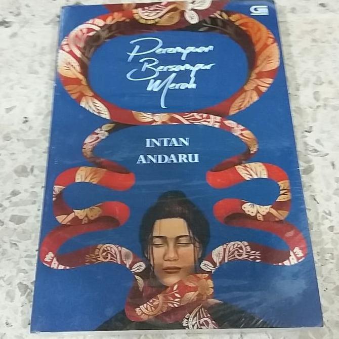 Novel Perempuan Bersampur Merah - Intan Andaru