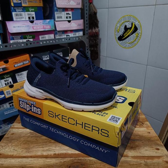 Skechers Slip On Go Walk 6 - Lovely Day Navy / Blue Women's