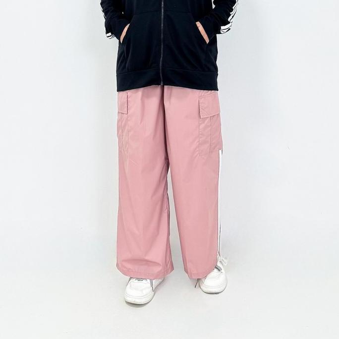 Celana Panjang Cargo Wanita SOFT PINK by Lezahrasnature Bawahan Tracking Nylon Fit 43 - 85 Kg Naik G