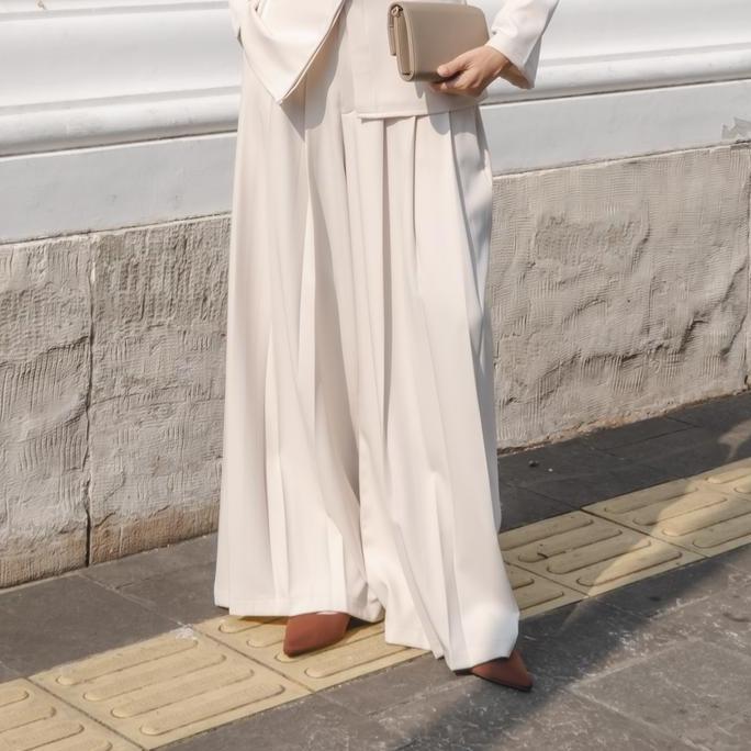 Pastelly Outfit - Power s - Verse Pleats Pants