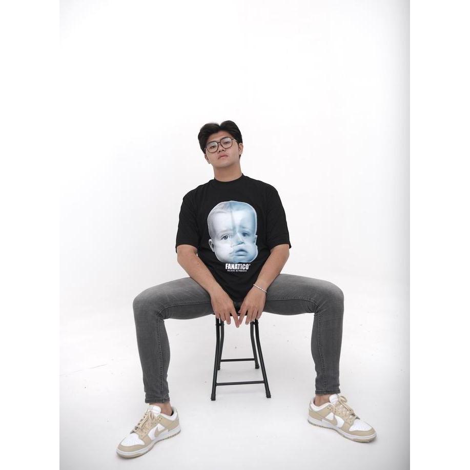 FANATICO - Blurry Face Oversize Tee |  Black