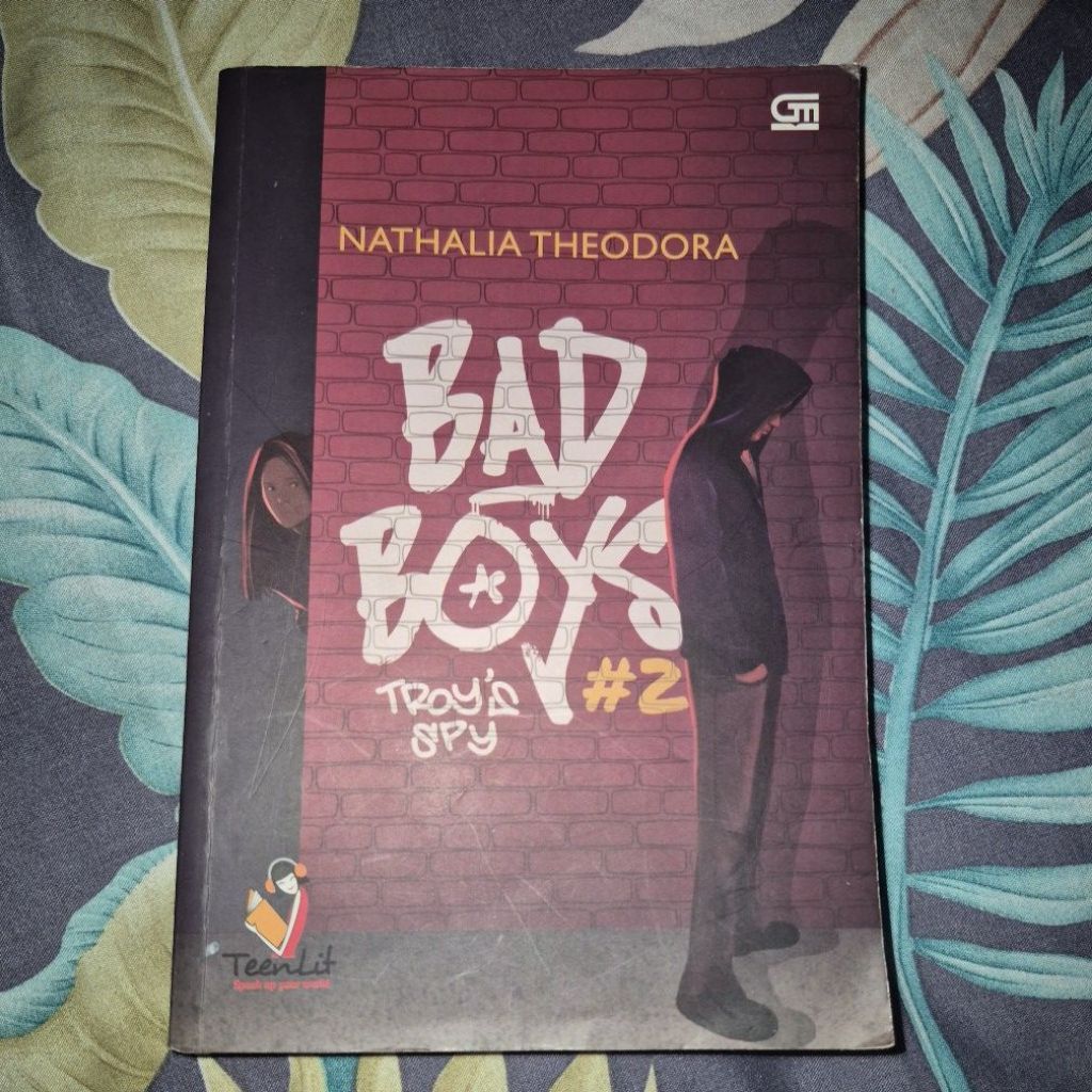 PRELOVED BAD BOYS 2 NATHALIA THEODORA
