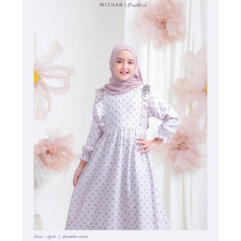 Sarimbit keluarga warna putih baju muslim seragam keluarga warna putih sarimbit batik keluarga warna