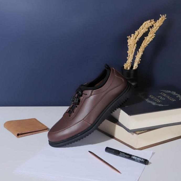 Volve Wave Dark Brown - Sepatu Casual Formal Kerja Slip On Pria Shoes Pantofel Black Hitam