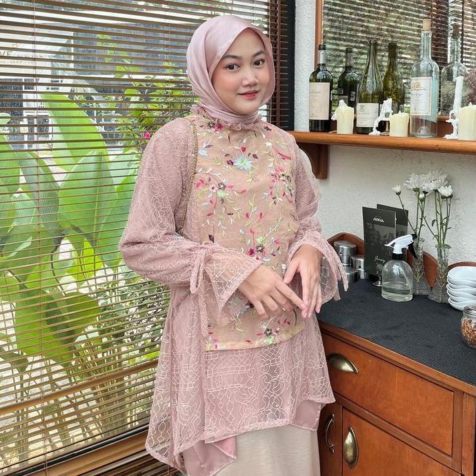 ALINA OUTER TILE GARDEN / OUTER BRUKAT / OUTER TILE