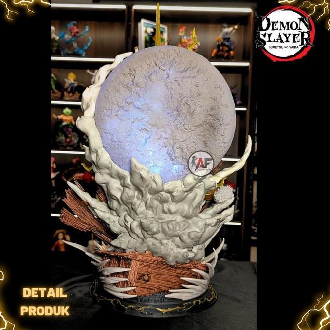 Statue Action Figure Demon Slayer Agatsuma Zenitsu Thunder Breathing YOYO Studio design LED