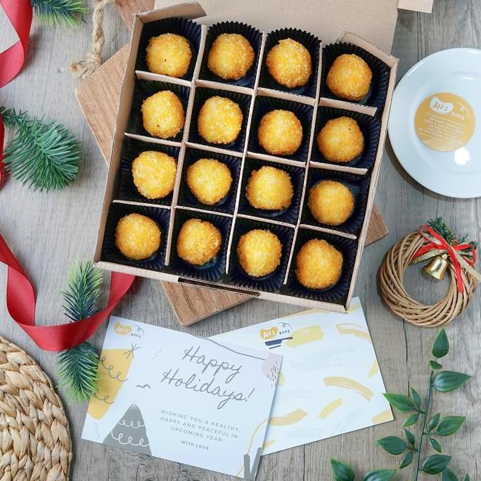 Christmas Hampers / Parcel Natal Risol Pudding Brulee bomb mentai