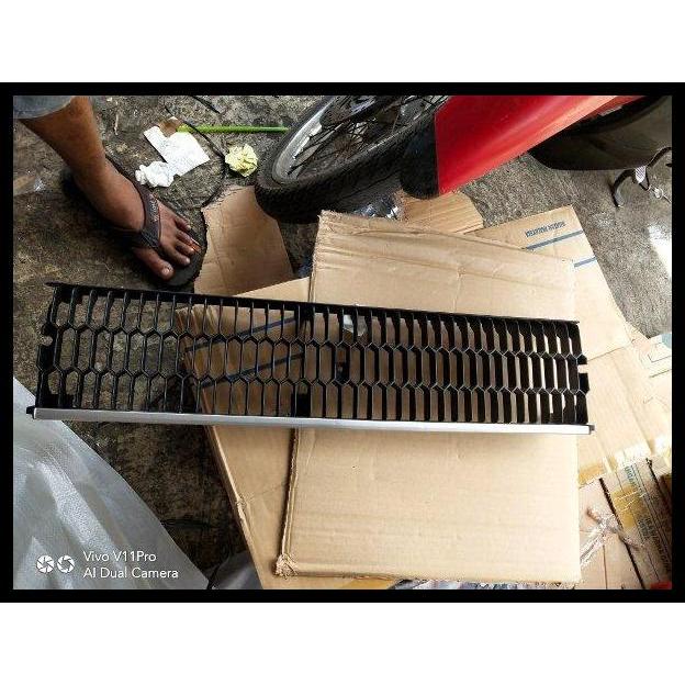 DISKON GRILL COROLLA DX 80 