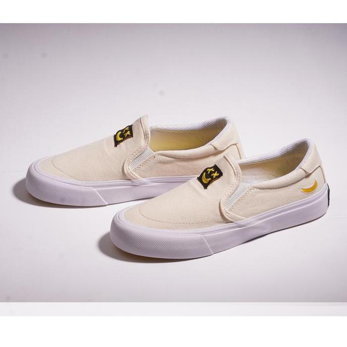 FYC FOOTWEAR - DWARF CLASSIC NATURAL WHITE | SEPATU PRIA | SEPATU VULCANIZED SLIP ON