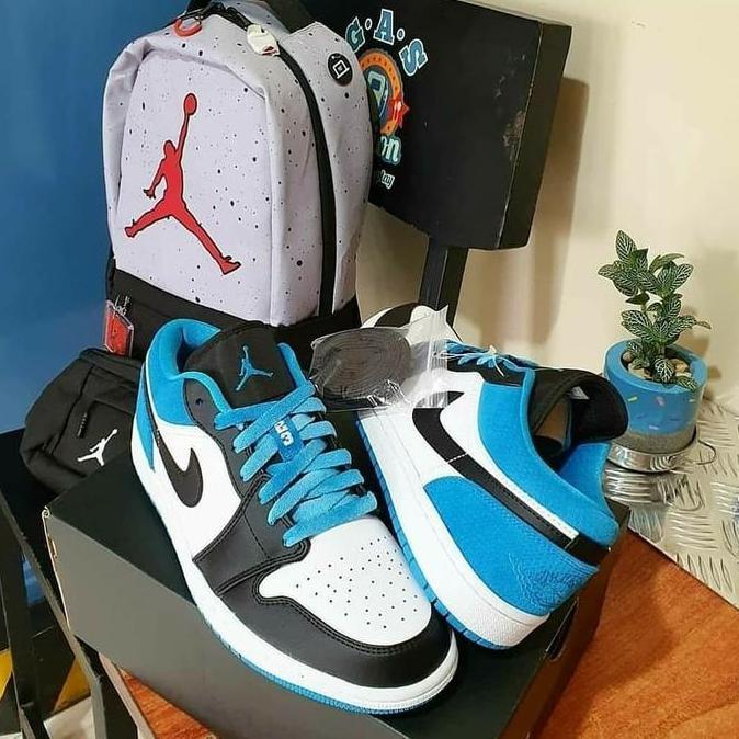 AIR JORDAN 1 LOW LASER BLUE