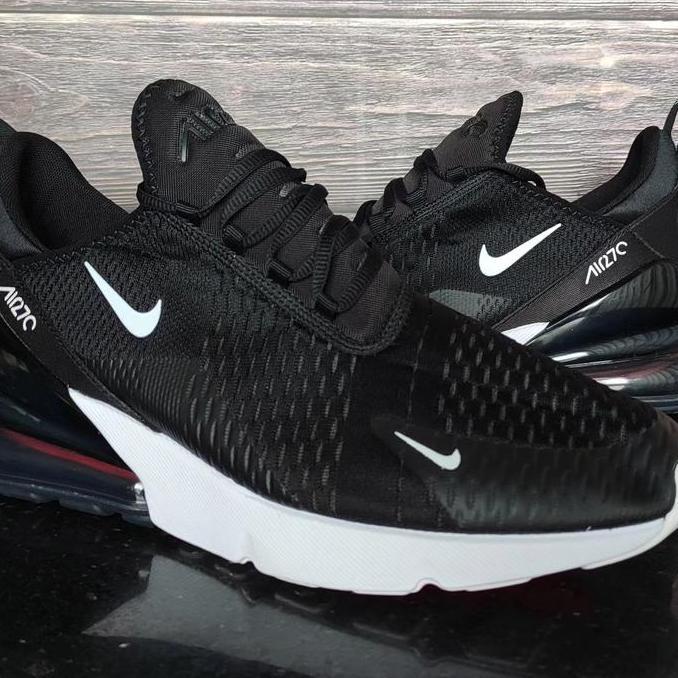 NIKE AIRMAX 270 size: 47,5/ 13us / 12uk / 31cm