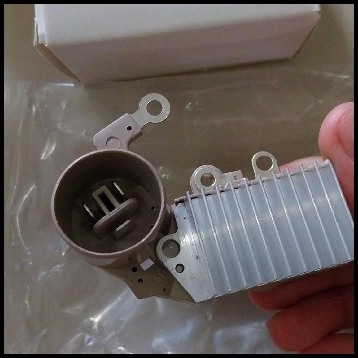 TERBARU IC REGULATOR ALTERNATOR ALTENATOR IC CAS AMPERE AMPER DINAMO SUZUKI FUTURA FEROZA FEROSA ESK