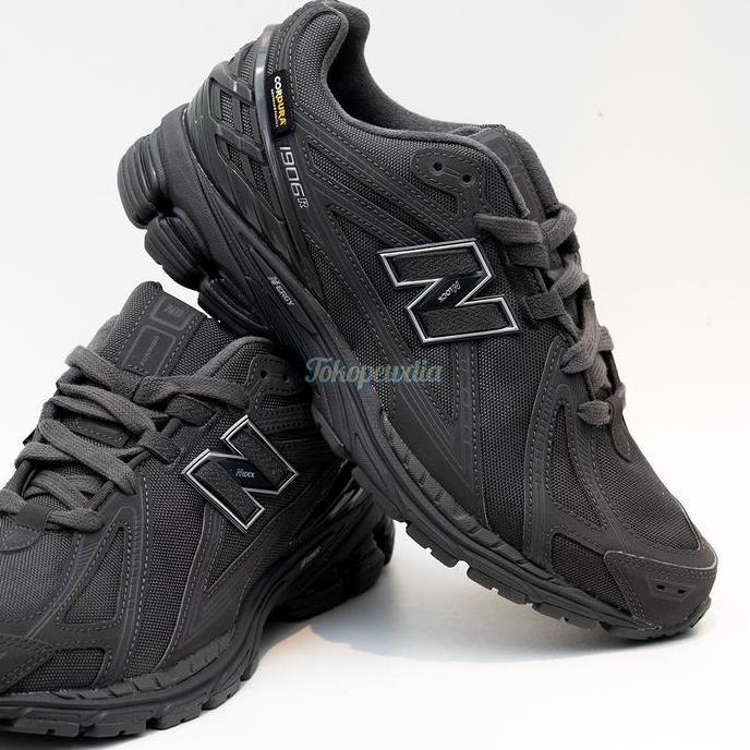 New Balance 1906R Cordura Pack Black Magnet