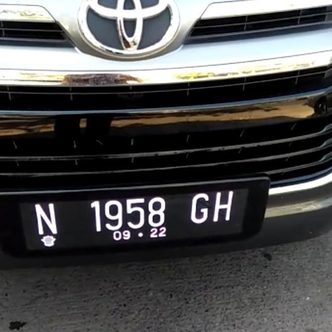 plat nomor acrylic dengan LED / plat nomor custom