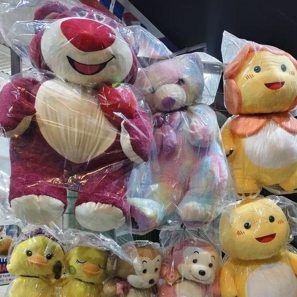 Harga Miring Boneka Lotso  Strawberry Jumbo Lotso Miniso Toy Story Trending Viral Boneka Mewah