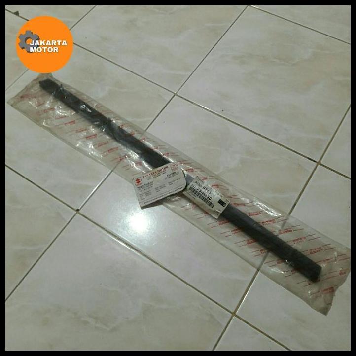 TERBARU PELIPIT PINTU DALAM KACA BELAKANG INNOVA 2005-2015 ORI 