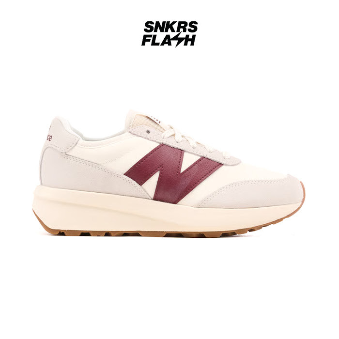 NEW BALANCE 370 Red Sepatu Casual Unisex