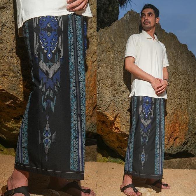 Otwkirim- Sarung Sapphire Spk Hitam - Kain Tenun Motif Kembang Dewasa