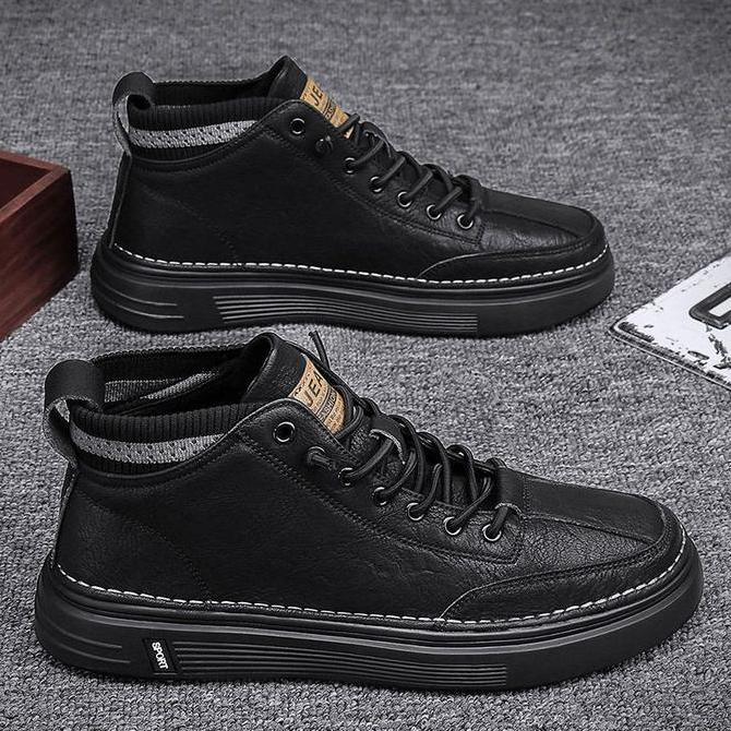 (BEST SELLER) Sepatu Sneakers Pria Kulit PU Leather Asli Import Premium Quality Original Martin Boot