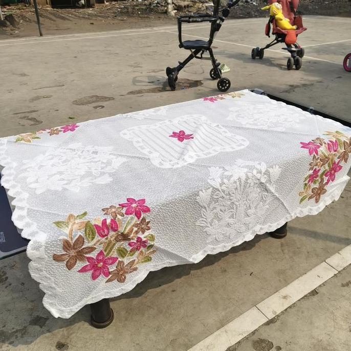 Grosir Taplak Meja Tamu Segi Empat/Meja Betawi/Meja Oshin Kembang Timbul