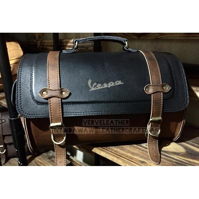 Tas motor vespa , tas kulit vespa , top box vespa , modern vespa
