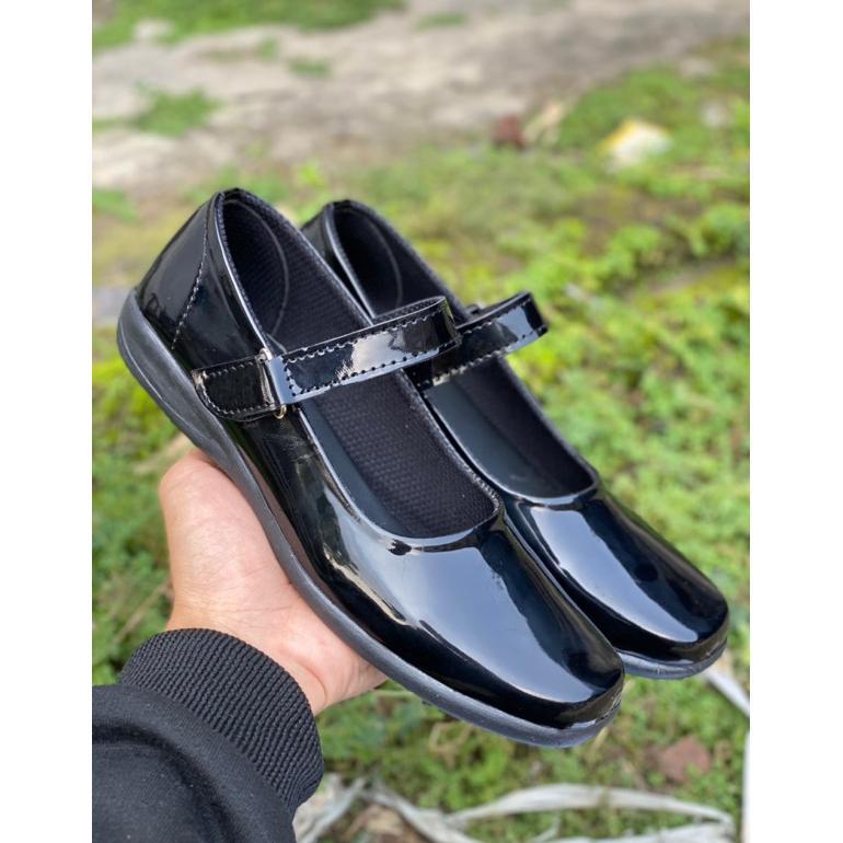 PREMIUM sepatu pantofel wanita hitam glosshy / hitam kilap sepatu pantofel wanita hak 3cm sepatu kan