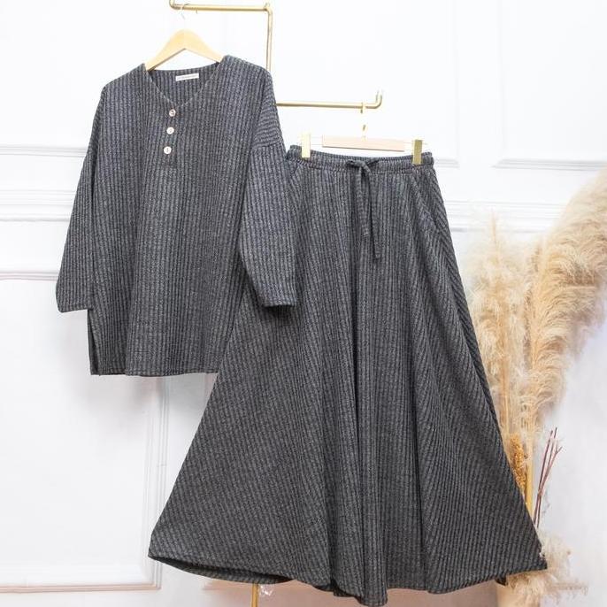 DF300 - SetRok Rajut Melange Gamila Kancing - JV Hasanah Gamila Rajut Melange Set Rok Adem Jumbo