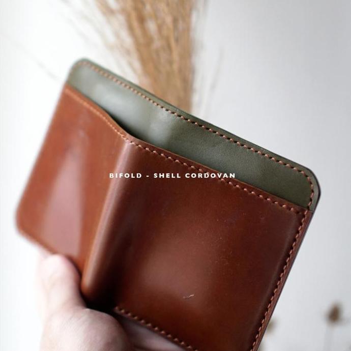 Whitehouse Leather Bifold - Dompet | Shell Cordovan