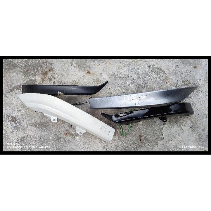 TERBARU LIPS VARIASI BODYKIT MOBILIO TIPE E BODYKIT MOBILIO