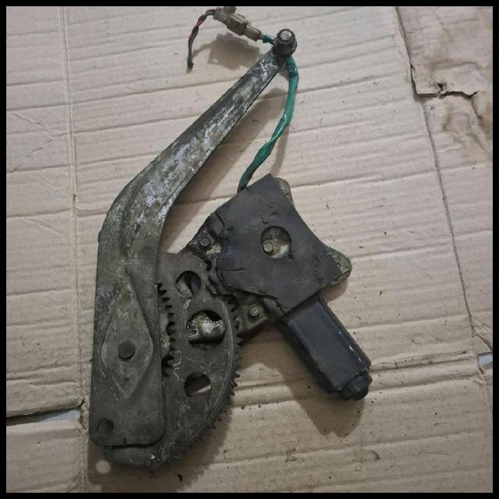GRATIS ONGKIR MOTOR DNAMO REGULATOR POWER WINDOW PINTU BELAKANG KIRI MAZDA 323 86-88 FORD LASER 