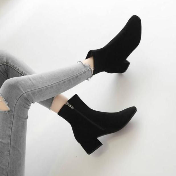 Limited Sepatu Heels Boots Wanita Aira Shoes Boots Heels Wanita