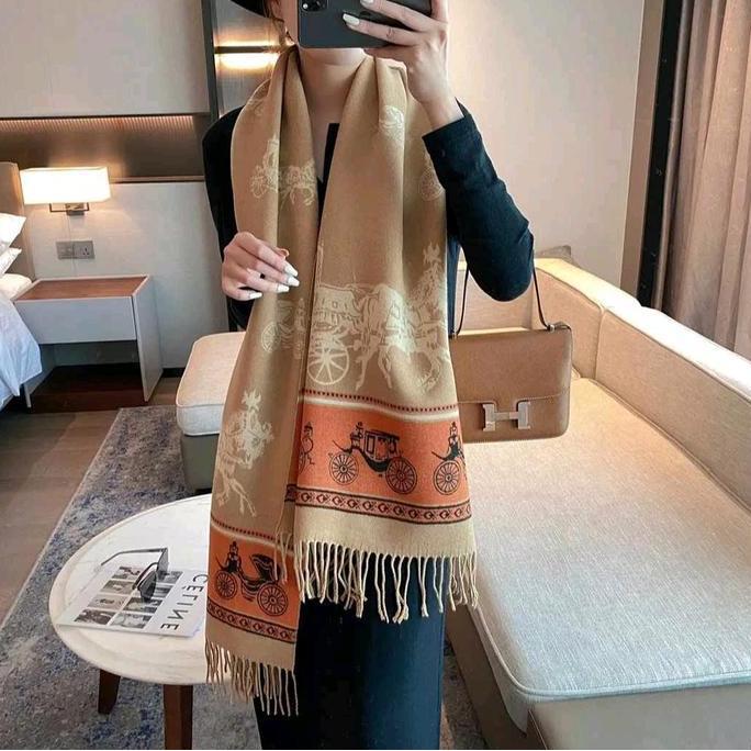 NEW SYAL "LIly" IMPORT /SHAWL WINTER/ SELENDANG PASMINA PREMIUM monyetan scarf mikasa Black Emas Rea