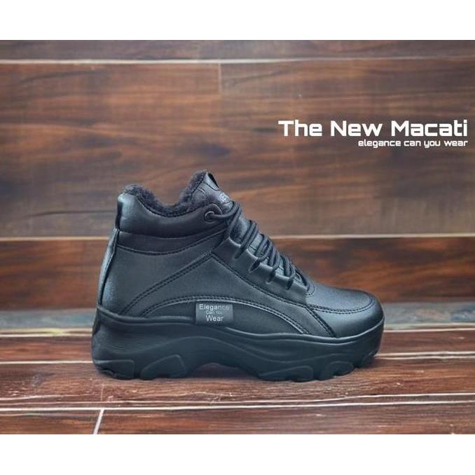 Harga Miring Sepatu Sekolah Boot Hitam Perempuan Korean Style Hits Terbaru/Sepatu Boot Wanita Korea 