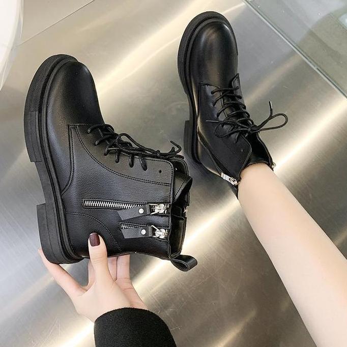 Promo  Sepatu Bot Flats Wanita Kulit Premium Import 237