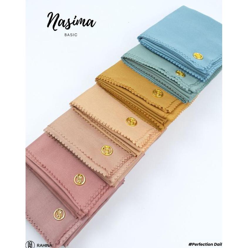 Nasima basic voal polosan ultrafine Rahina indonesia tegak di dahi