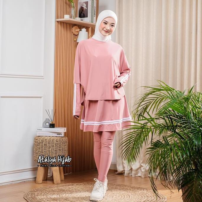 One Set Baju Setelan Olahraga Stella Crop Top Batwing List Atasan Legging Rok by atalya hijab