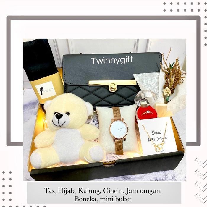 HAMPERS TAS WANITA HADIAH KADO ULTAH CEWEK VALENTINE WISUDA