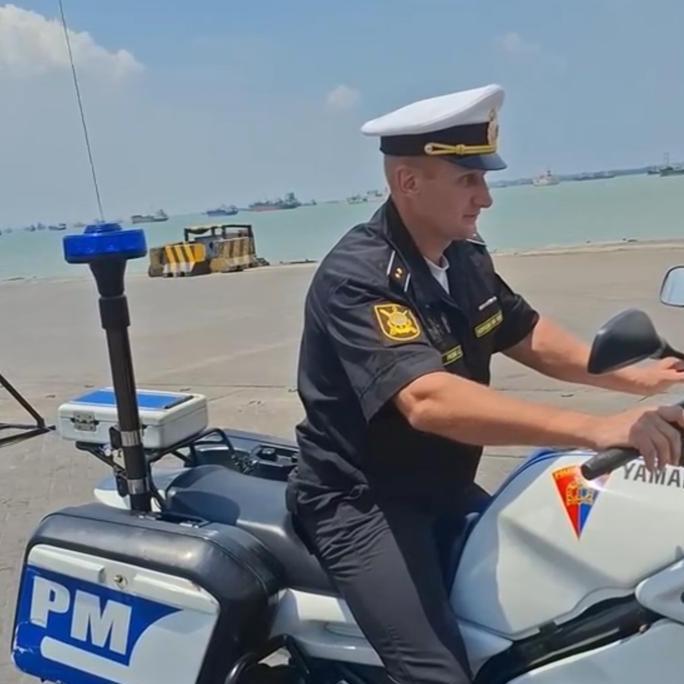 AEROSHON strobo patwal model stik/ tiang utk motor