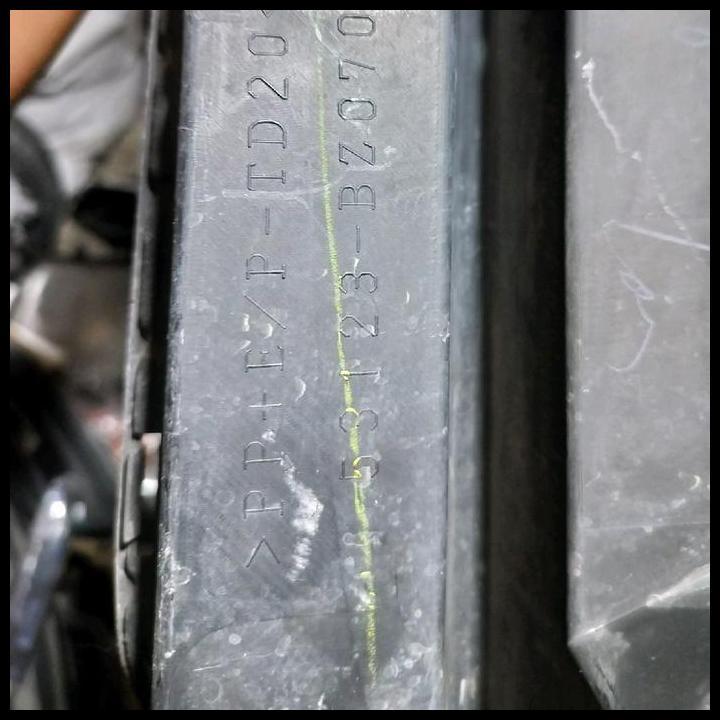 DISKON RAM BEMPER DEPAN TOYOTA AVANZA VELOZ TAHUN 2012-2014 ORIGINAL PART DI RJM 