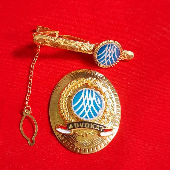 Pin advokat peradi dan jepit dasi logo baru