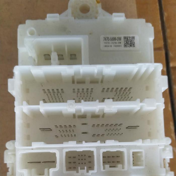 Fuse Box Honda Hrv (Micu Fuse Box Dalam) Original Dan Terpercaya