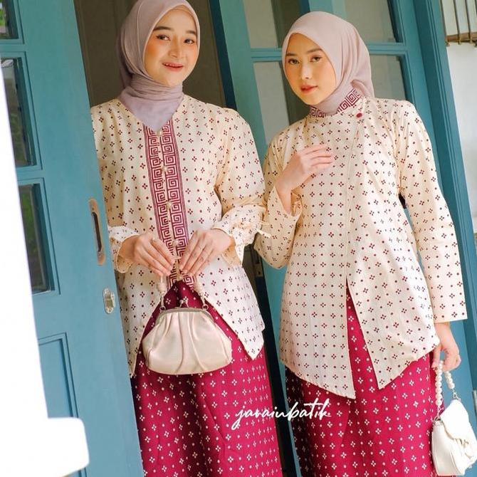 javainbatik - SET FAMILY BATIK SEJUMPUT CREAM MAROON - set couple batik - batik kondangan - one set 