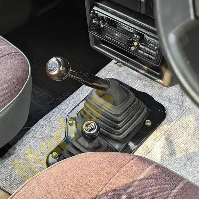 Shift Knob Daihatsu Taft Emblem